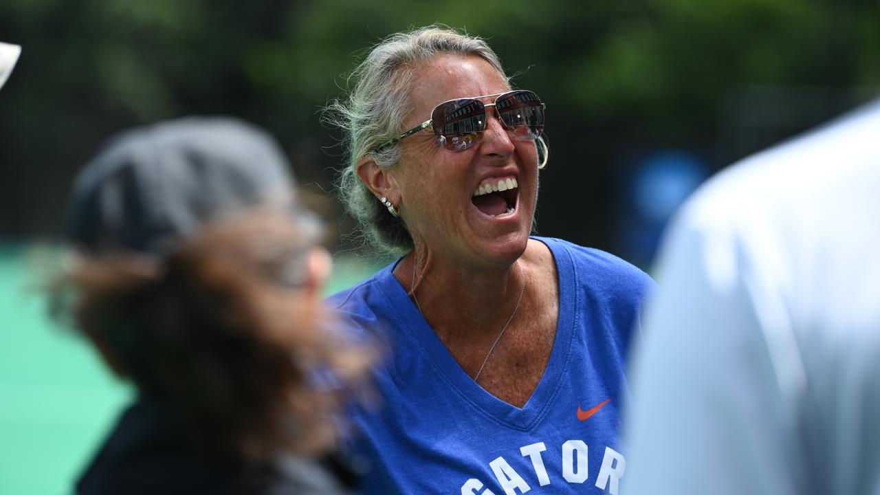 Florida head coach Amanda O'Leary.